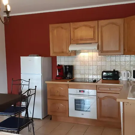 Appartement Sarlat-la-canéda, 2 Pièces, 4 Personnes - Fr-1-552-35 *